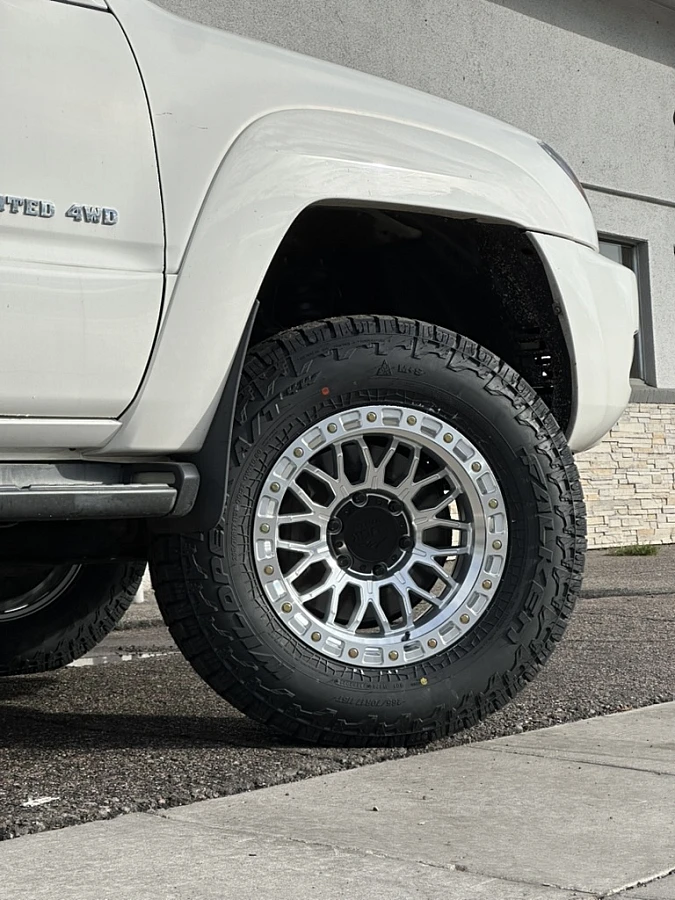 2009 Toyota 4Runner Lock Off-Road Combat Polished Silver Wheel