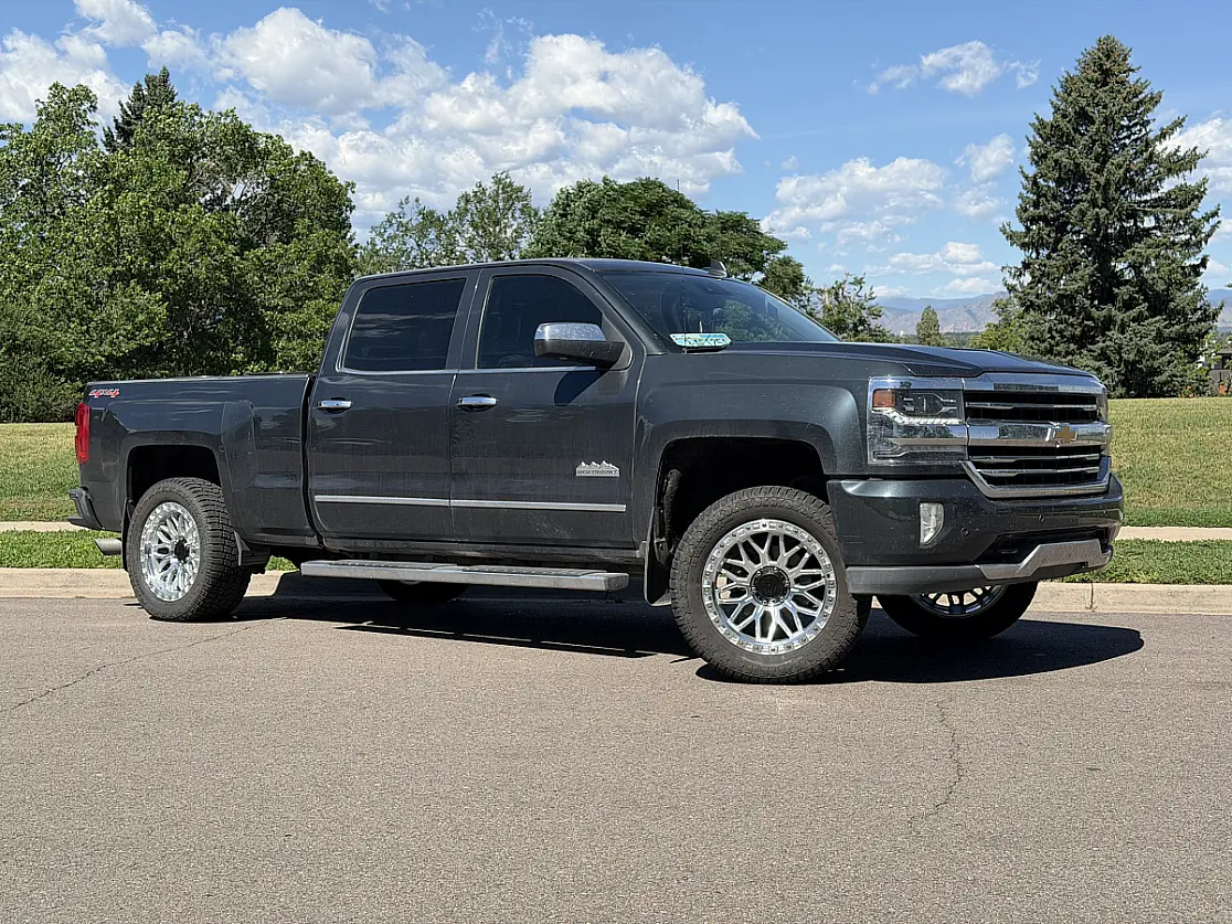 Lock Off-Road Combat Polished Silver on 2017 Chevrolet Silverado 1500