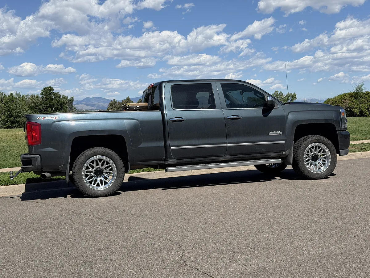 Lock Off-Road Combat Polished Silver Aftermarket Wheel on 2017 Chevrolet Silverado 1500