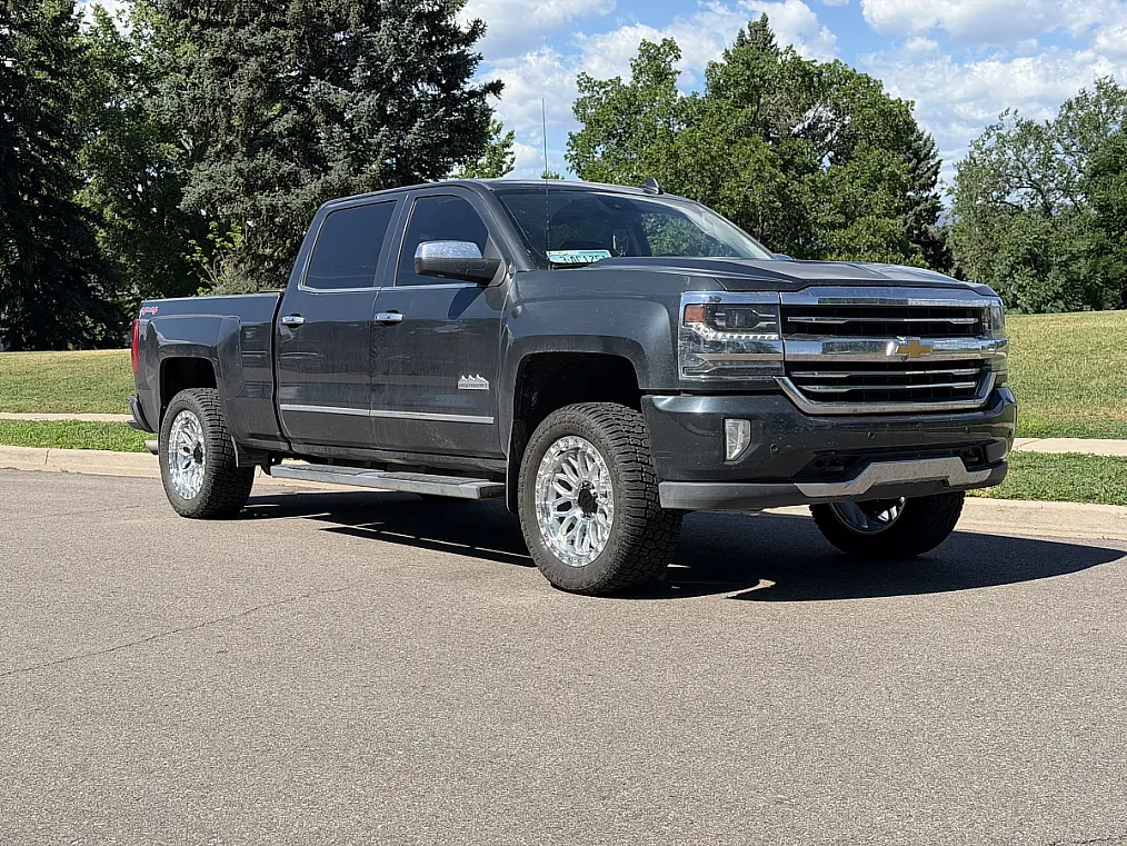 Lock Off-Road Polished Silver Combat Wheel on 2017 Chevrolet Silverado 1500