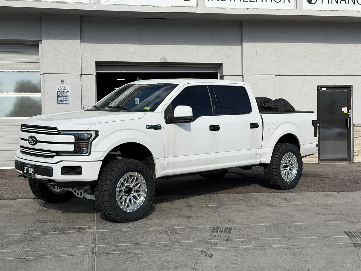 Polished Silver Lock Off-Road Combat on 2019 Ford F-150
