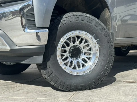 2024 Chevrolet Silverado 1500 with Polished Silver Lock Off-Road Combat Rims