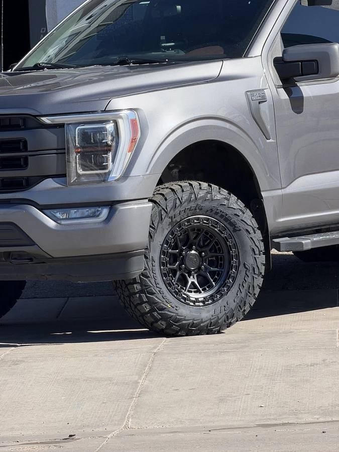 2026 Ford F-150 Lock Off-Road Commando Black Wheel