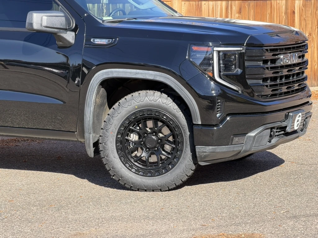 2026 GMC Sierra 1500 Running Lock Off-Road Commando Black