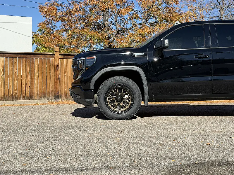 2026 GMC Sierra 1500 Running Lock Off-Road Commando Bronze