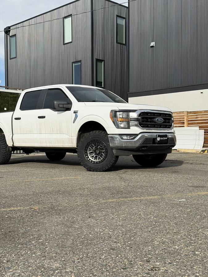 2026 Ford F-150 Running Lock Off-Road Commando Charcoal