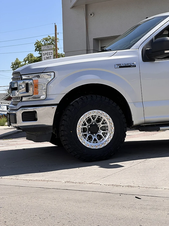 Lock Off-Road Commando Polished Rim on 2020 Ford F-150