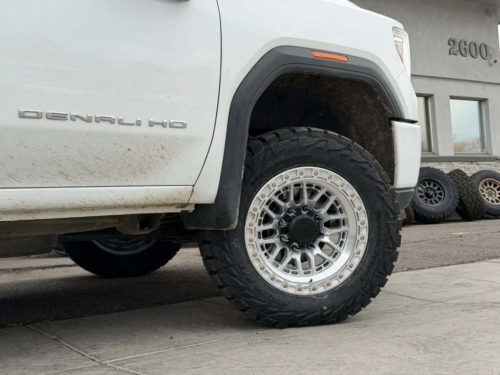 2026 GMC Sierra 2500HD with Polished Lock Off-Road Commando Rims