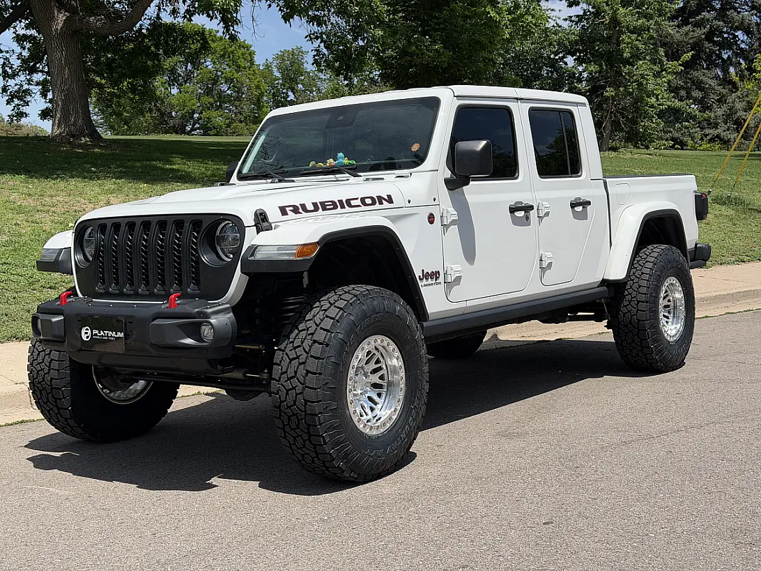 Lock Off-Road Invader Wheels in Polished Silver for 2025 Jeep Gladiator
