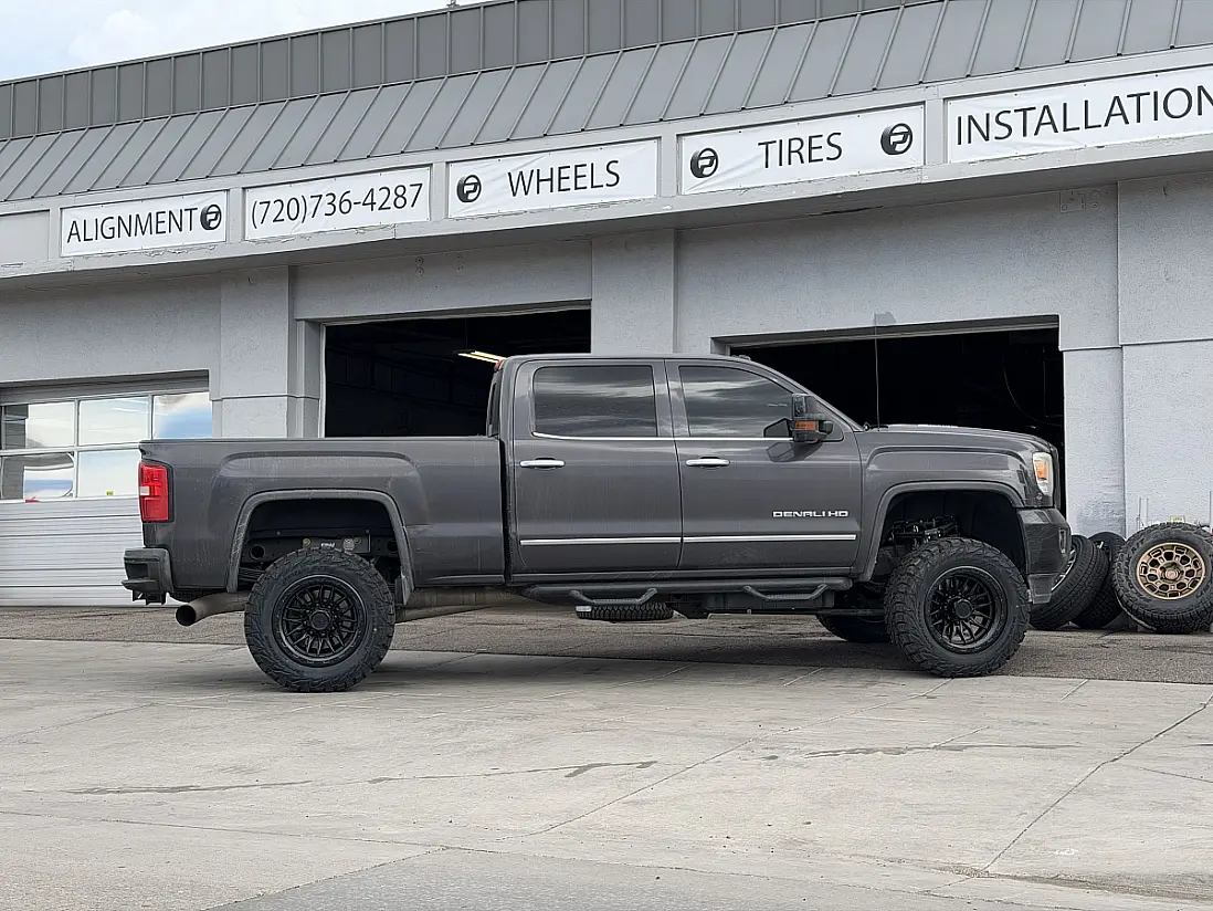 Black Lock Off-Road Krawler Rim on 2016 GMC Sierra 2500HD