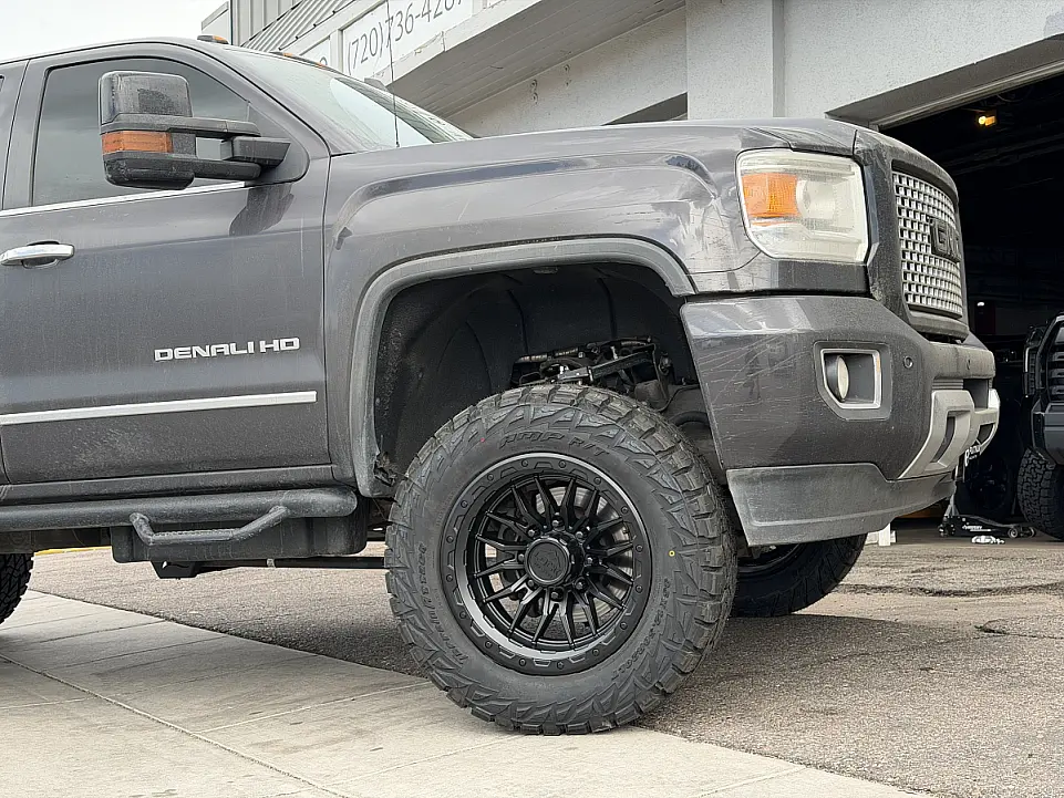 Lock Off-Road Krawler Black Rim on 2016 GMC Sierra 2500HD
