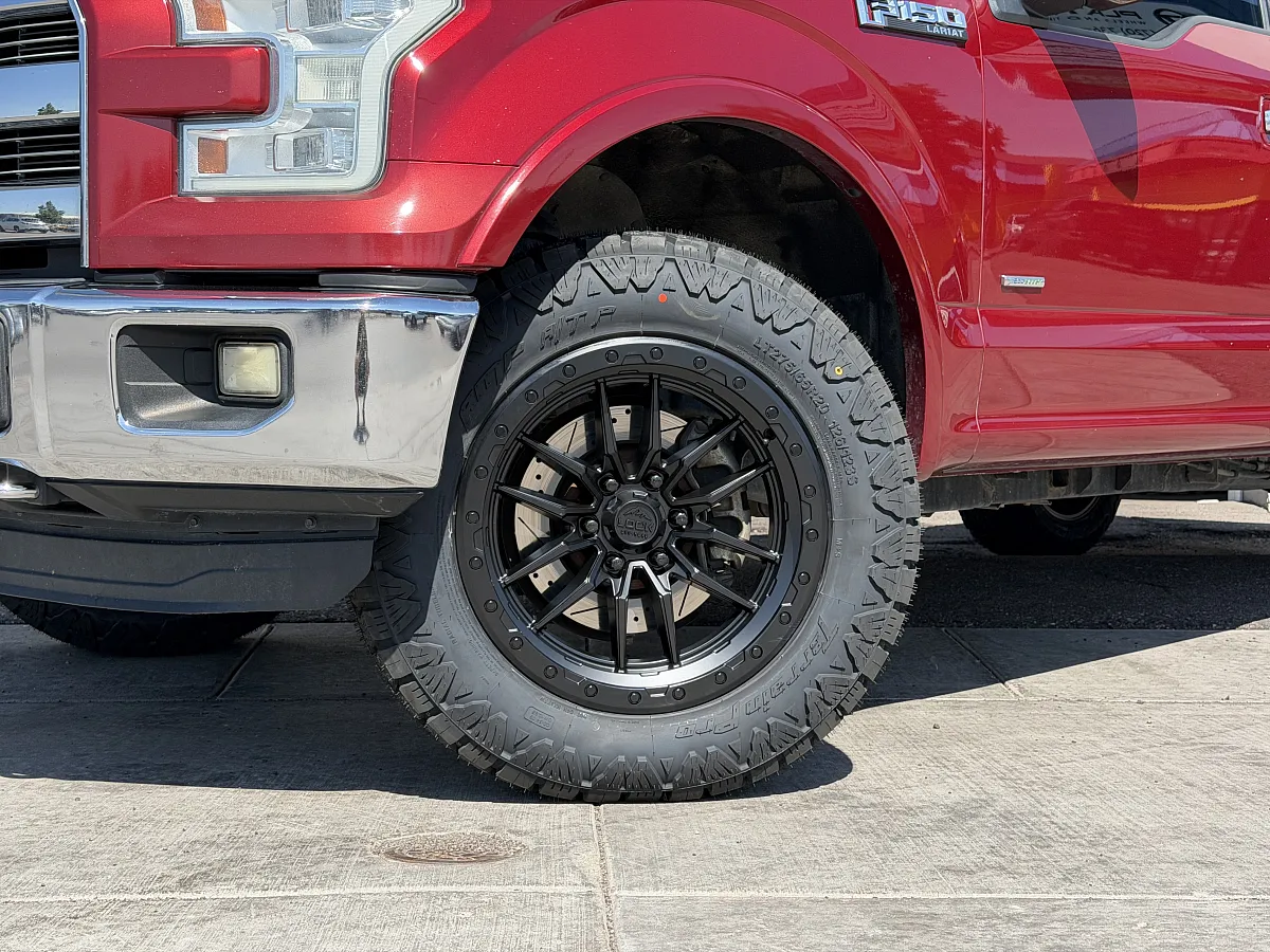 Black Lock Off-Road Krawler on 2018 Ford F-150