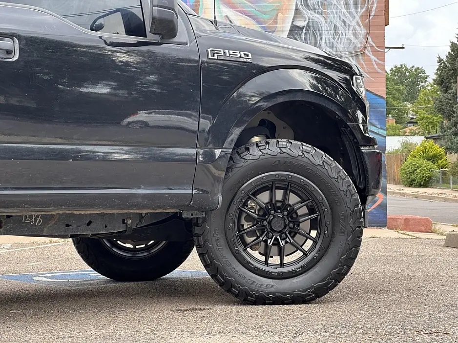 2019 Ford F-150 Lock Off-Road Krawler Black Wheel