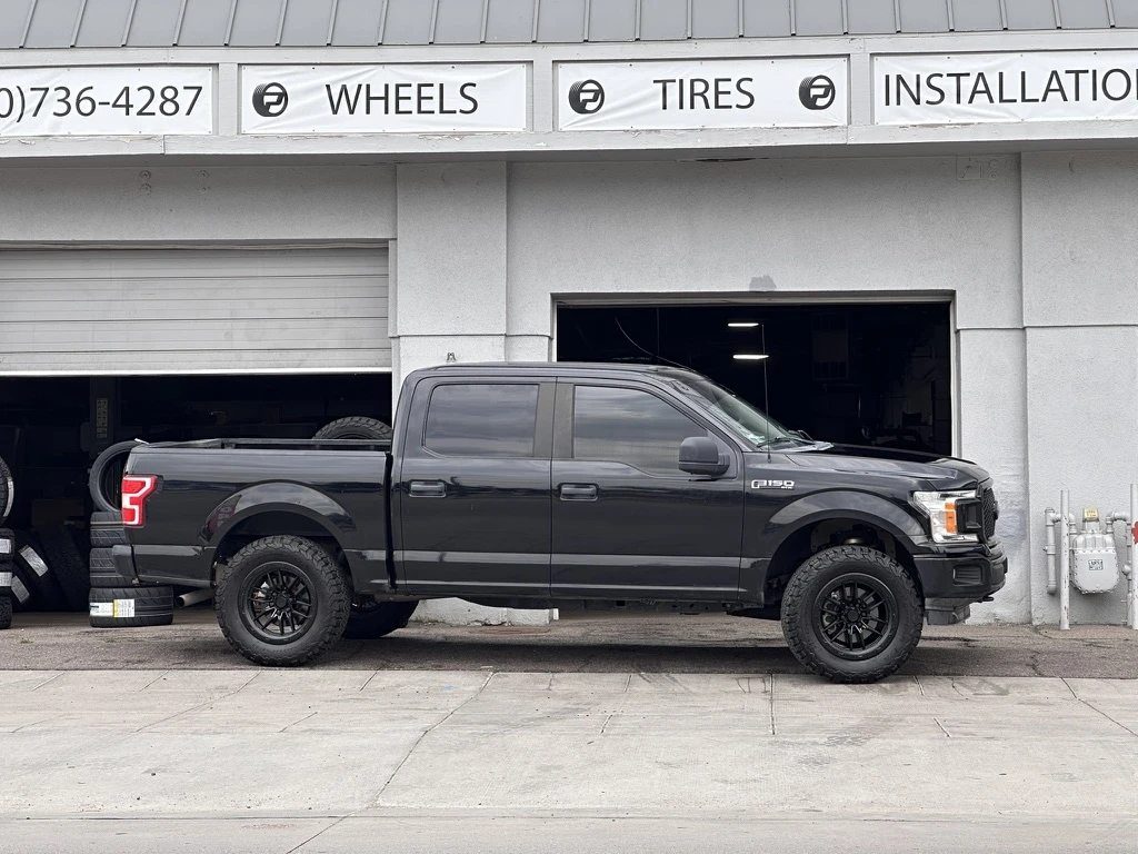 Lock Off-Road Krawler Black on 2019 Ford F-150