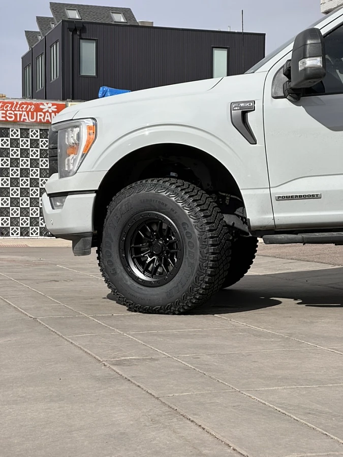 2024 Ford F-150 Running Lock Off-Road Krawler Black