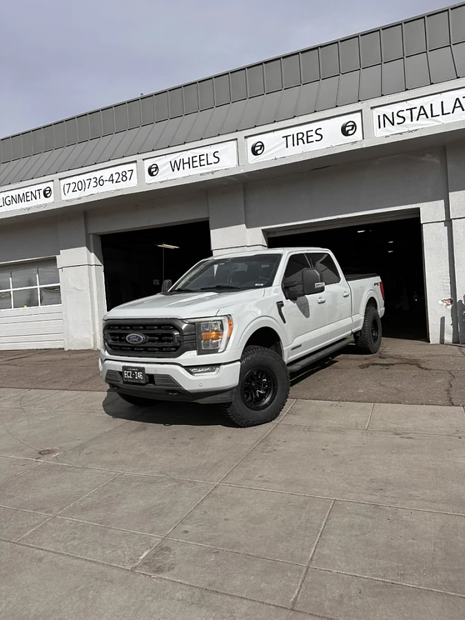 2024 Ford F-150 Lock Off-Road Krawler Black Wheel