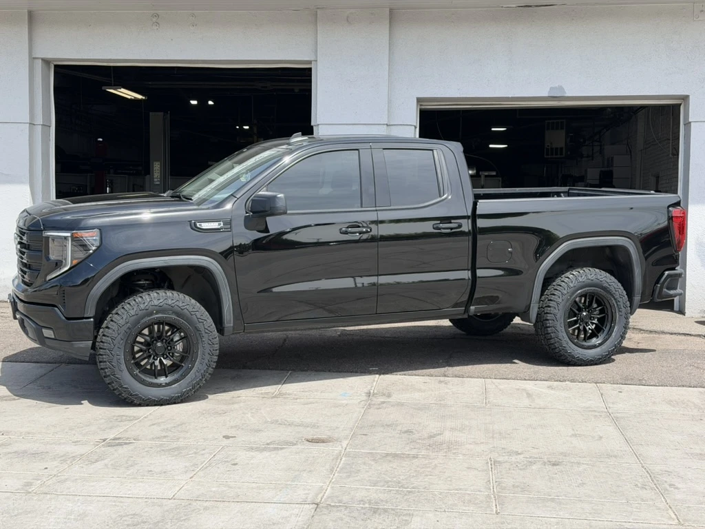 2025 GMC Sierra 1500 Running Lock Off-Road Krawler Black