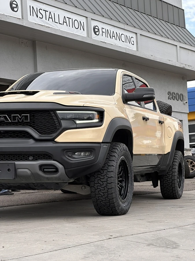 2025 RAM 1500 Lock Off-Road Krawler Black Wheel