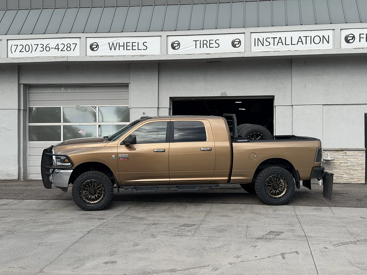 Lock Off-Road Krawler Bronze Rim on 2014 RAM 2500