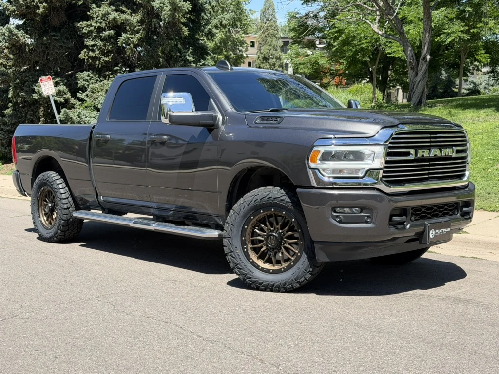 Bronze Lock Off-Road Krawler Rim on 2020 RAM 2500