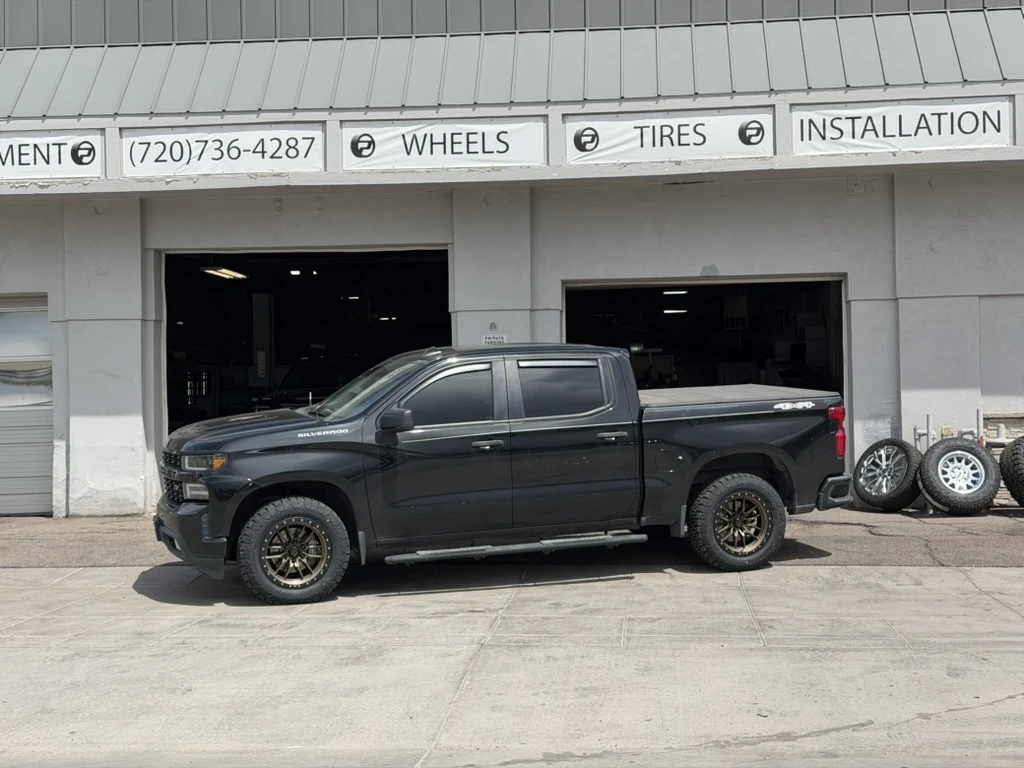 Bronze Lock Off-Road Krawler on 2025 Chevrolet Silverado 1500