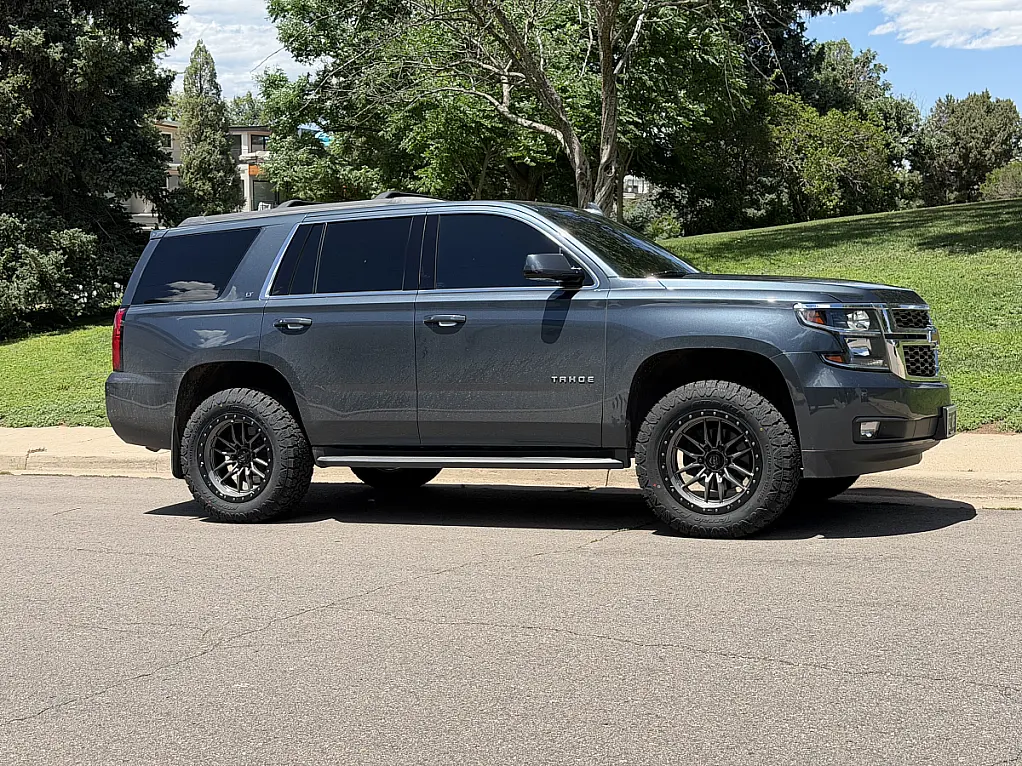 2019 Chevrolet Tahoe Lock Off-Road Krawler Charcoal Wheel