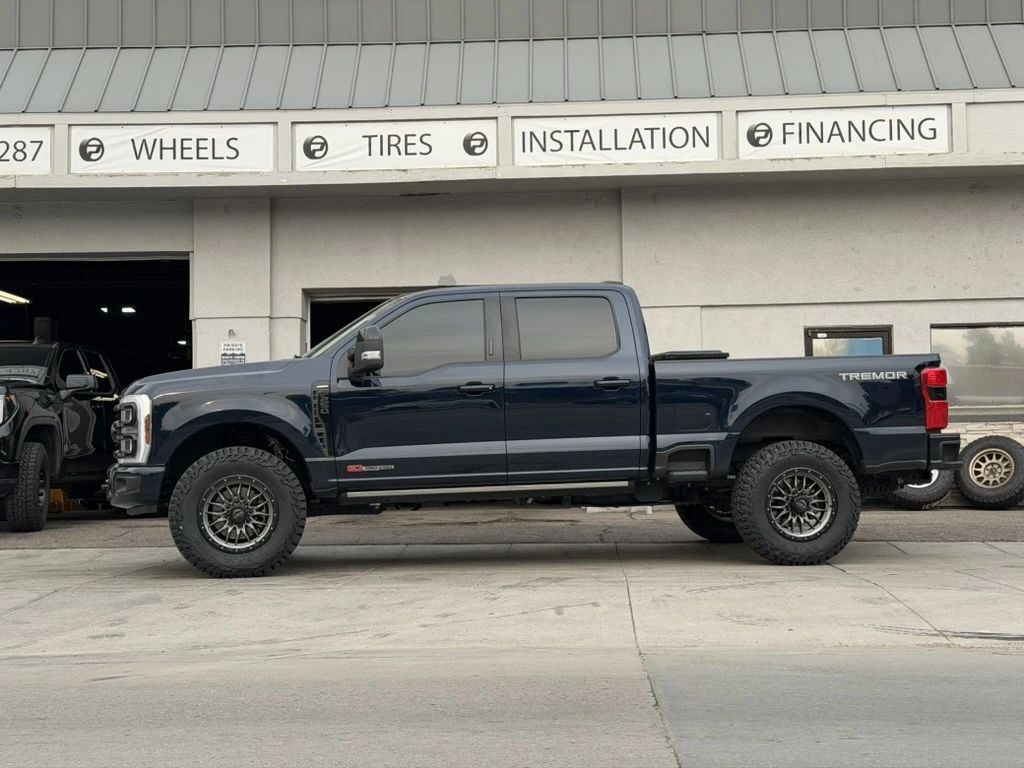 Charcoal Lock Off-Road Krawler on 2025 Ford F-250