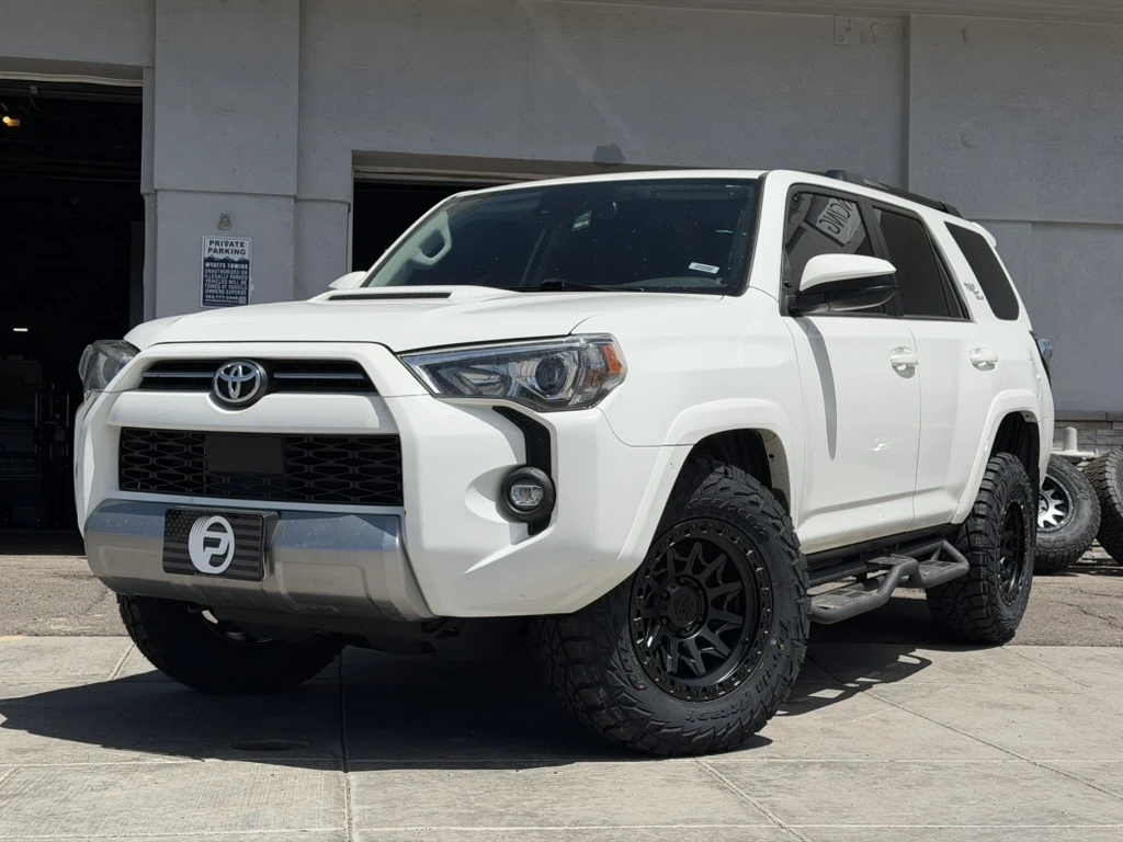 Black Lock Off-Road Lunatic Rim on 2023 Toyota 4Runner