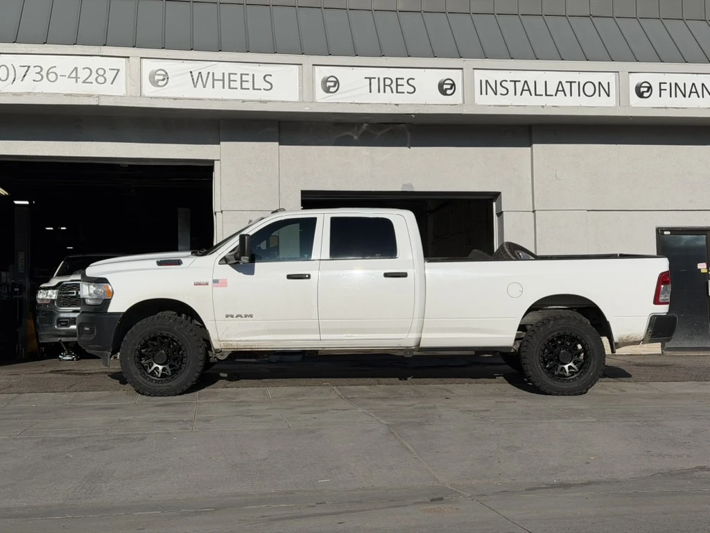 Lock Off-Road Lunatic Black Rim on 2024 RAM 2500