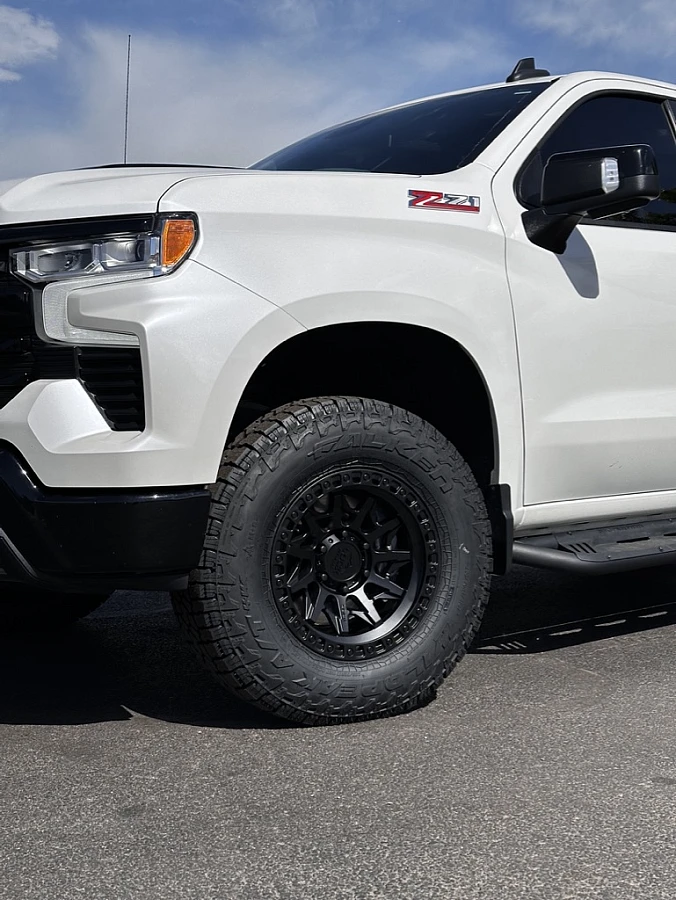 2025 Chevrolet Silverado 1500 with Lock Off-Road Lunatic Black Wheels