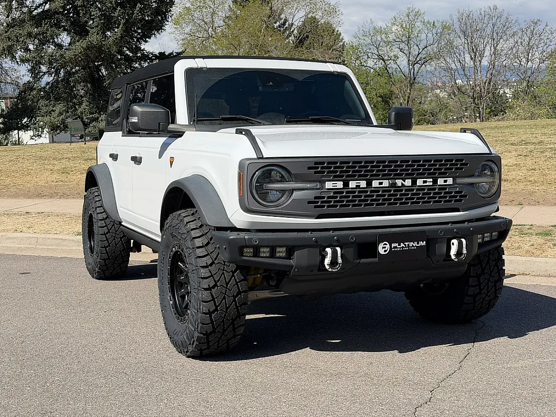 Black Lock Off-Road Lunatic Rim on 2025 Ford Bronco