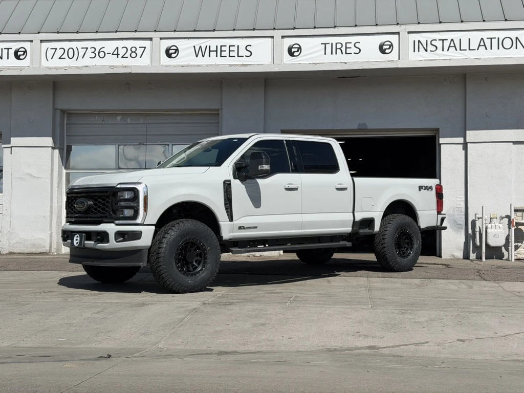 Black Lock Off-Road Lunatic on 2025 Ford F-250
