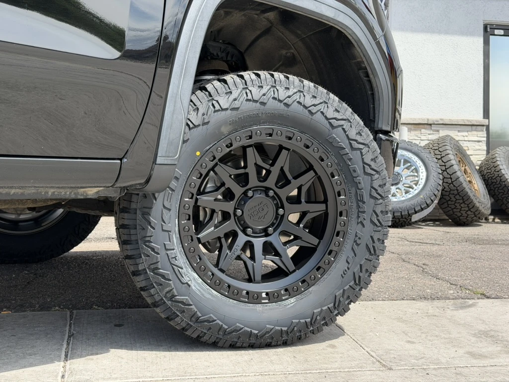 Black Lock Off-Road Lunatic Rim on 2025 GMC Sierra 1500