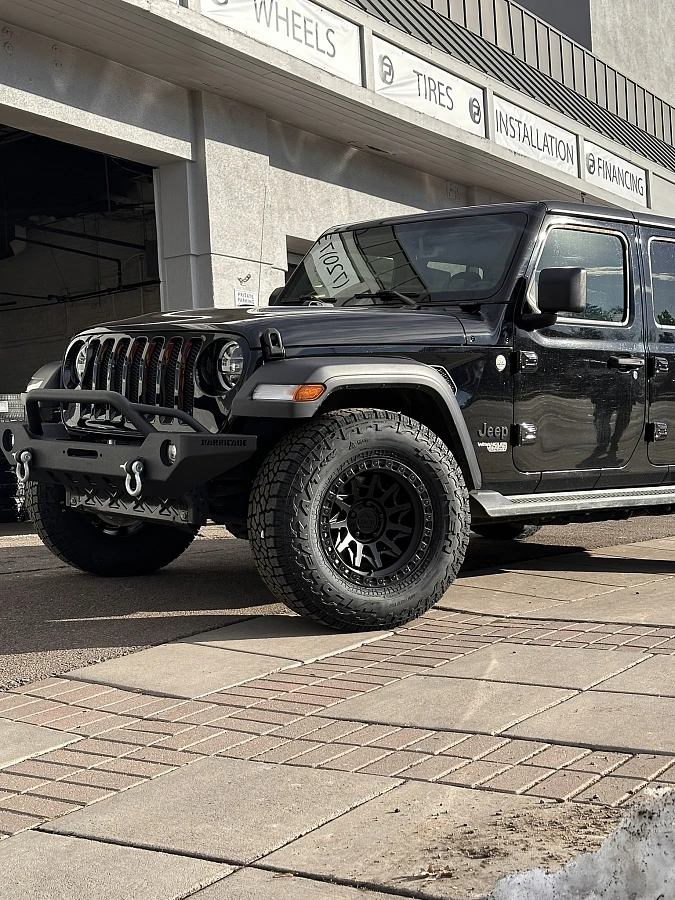 2025 Jeep Wrangler with Lock Off-Road Lunatic Black Wheels