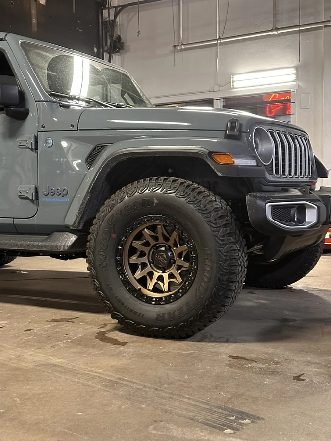 Lock Off-Road Lunatic Bronze Rim on 2024 Jeep Wrangler