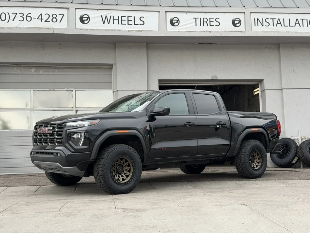 Bronze Lock Off-Road Lunatic on 2026 GMC Canyon