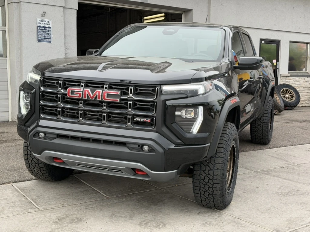 2026 GMC Canyon Lock Off-Road Lunatic Bronze Wheel