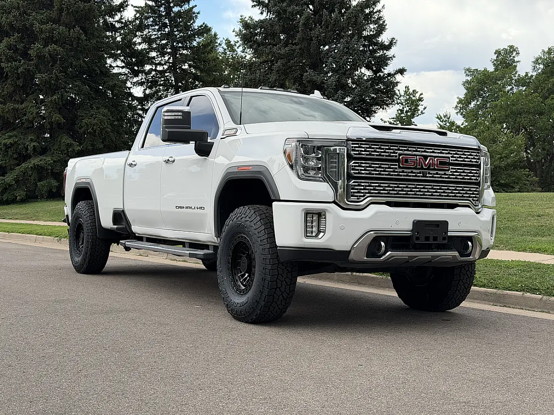 2020 GMC Sierra 2500HD Running Lock Off-Road Mojave Black