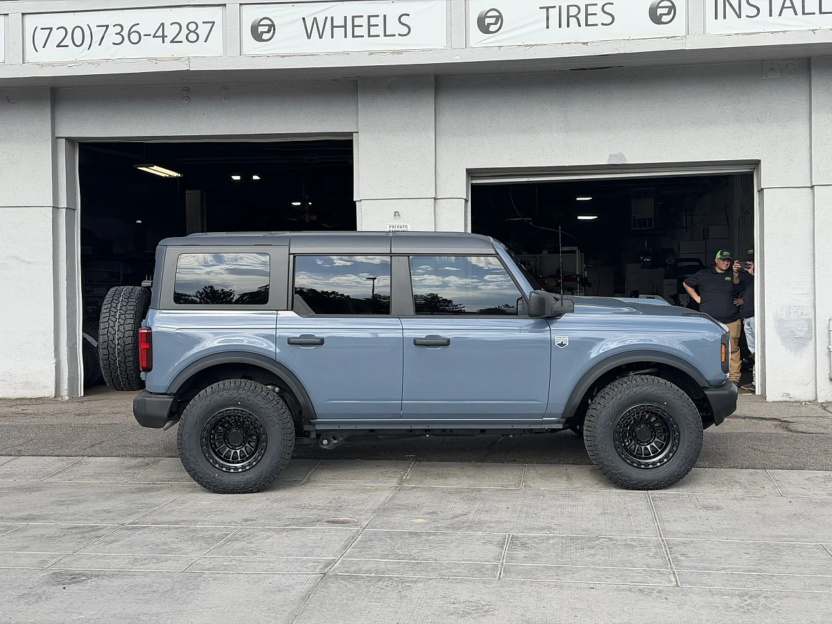 Black Lock Off-Road Mojave Rim on 2024 Ford Bronco