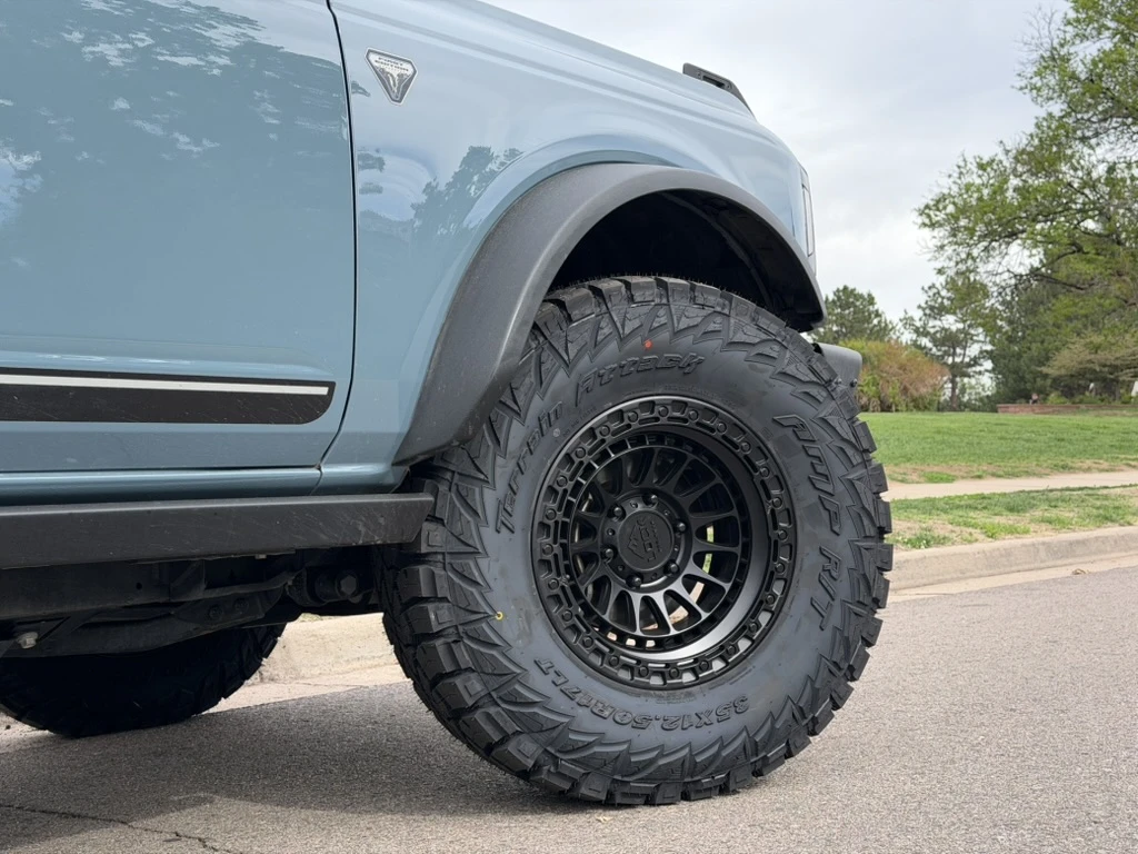 Lock Off-Road Black Mojave Wheel on 2025 Ford Bronco