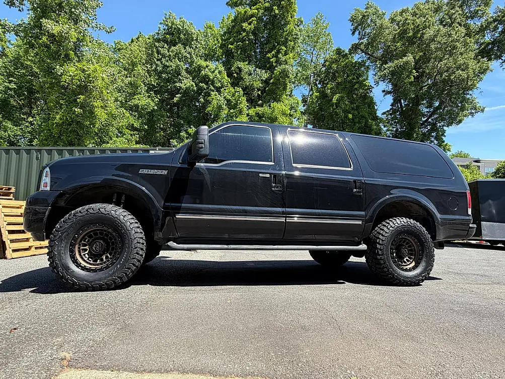 2005 Ford Excursion Lock Off-Road Mojave Bronze Wheel