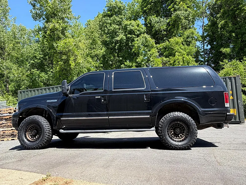 Lock Off-Road Bronze Mojave Wheel on 2005 Ford Excursion