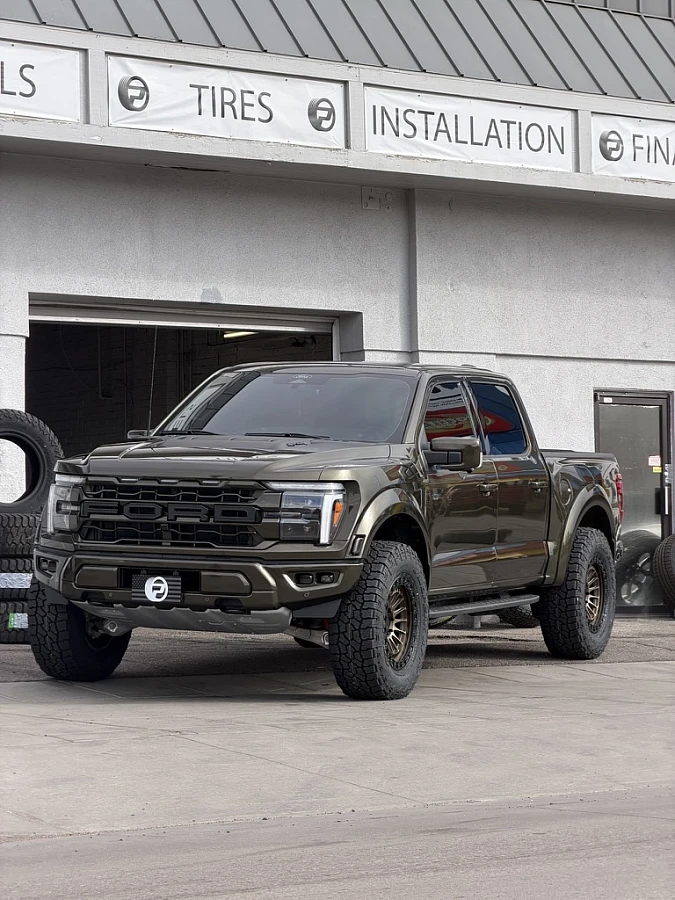 2026 Ford F-150 Running Lock Off-Road Mojave Bronze