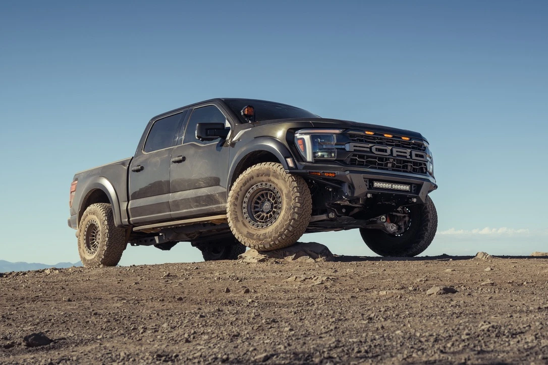 Lock Off-Road Mojave Bronze on 2026 Ford F-150