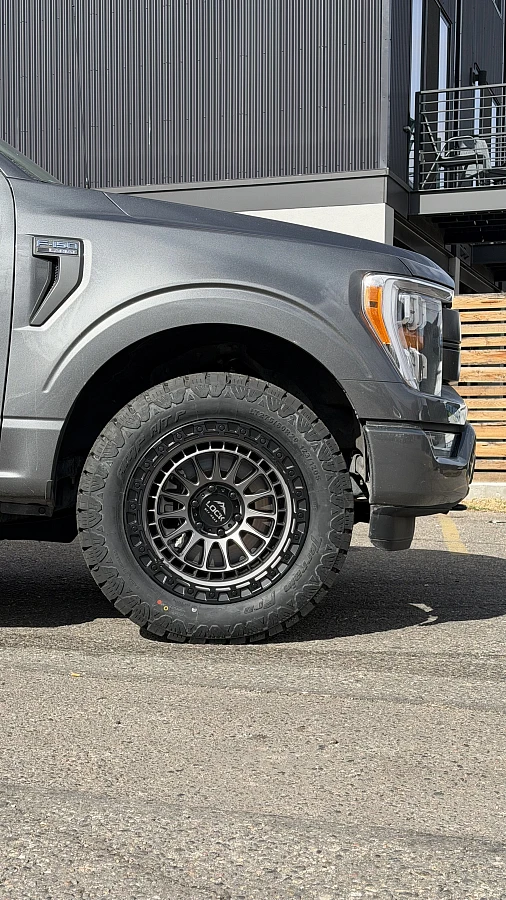 2026 Ford F-150 Equipped with Lock Off-Road Mojave Charcoal