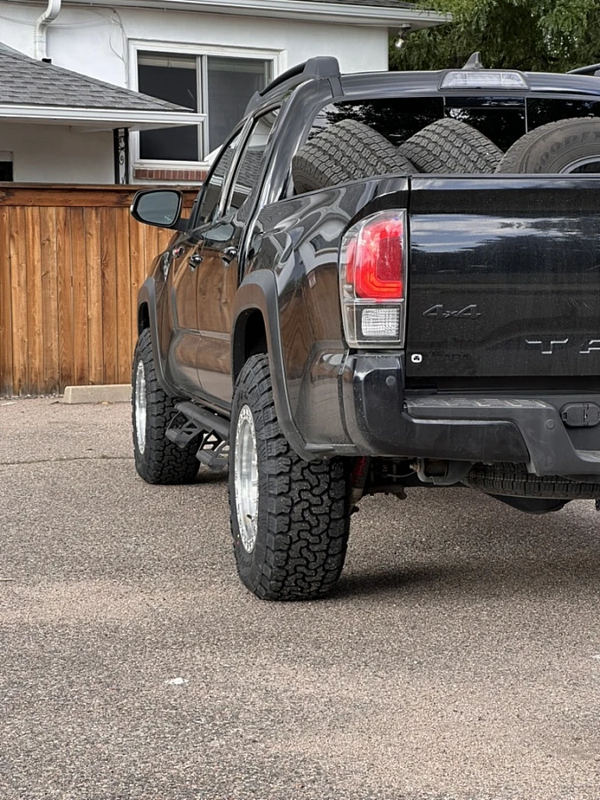 2023 Toyota Tacoma Lock Off-Road Mojave Polished Wheel