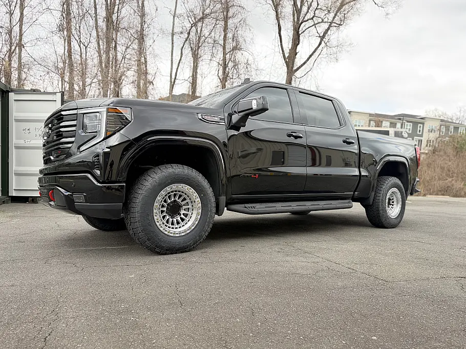 Lock Off-Road Mojave Polished Rim on 2026 GMC Sierra 1500