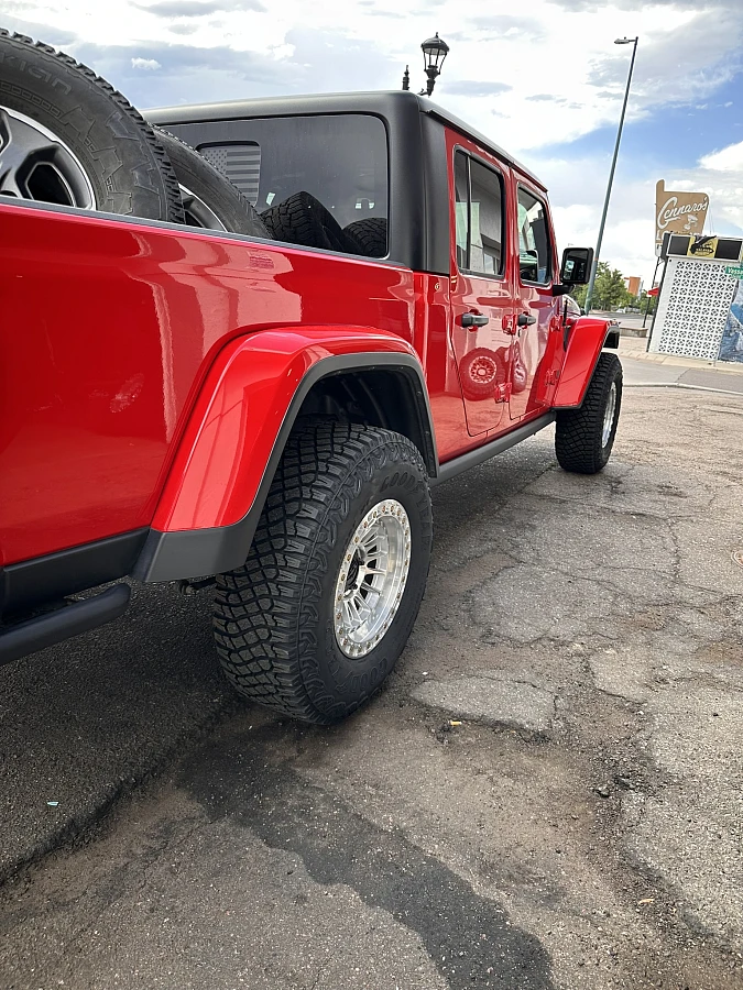 2026 Jeep Gladiator with Polished Lock Off-Road Mojave Rims