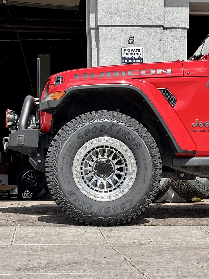 Lock Off-Road Mojave Polished Rim on 2026 Jeep Gladiator