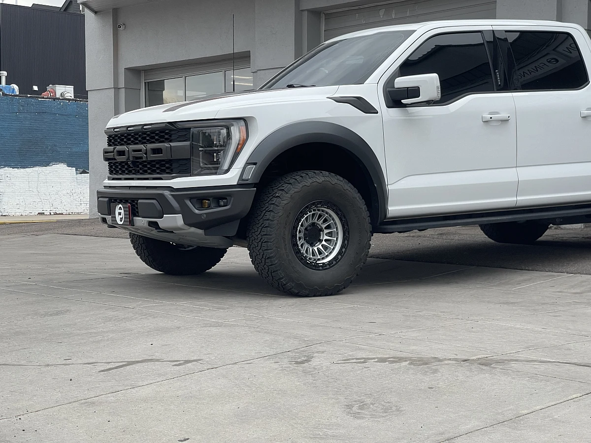 2026 Ford F-150 Lock Off-Road Mojave Two Tone Wheel